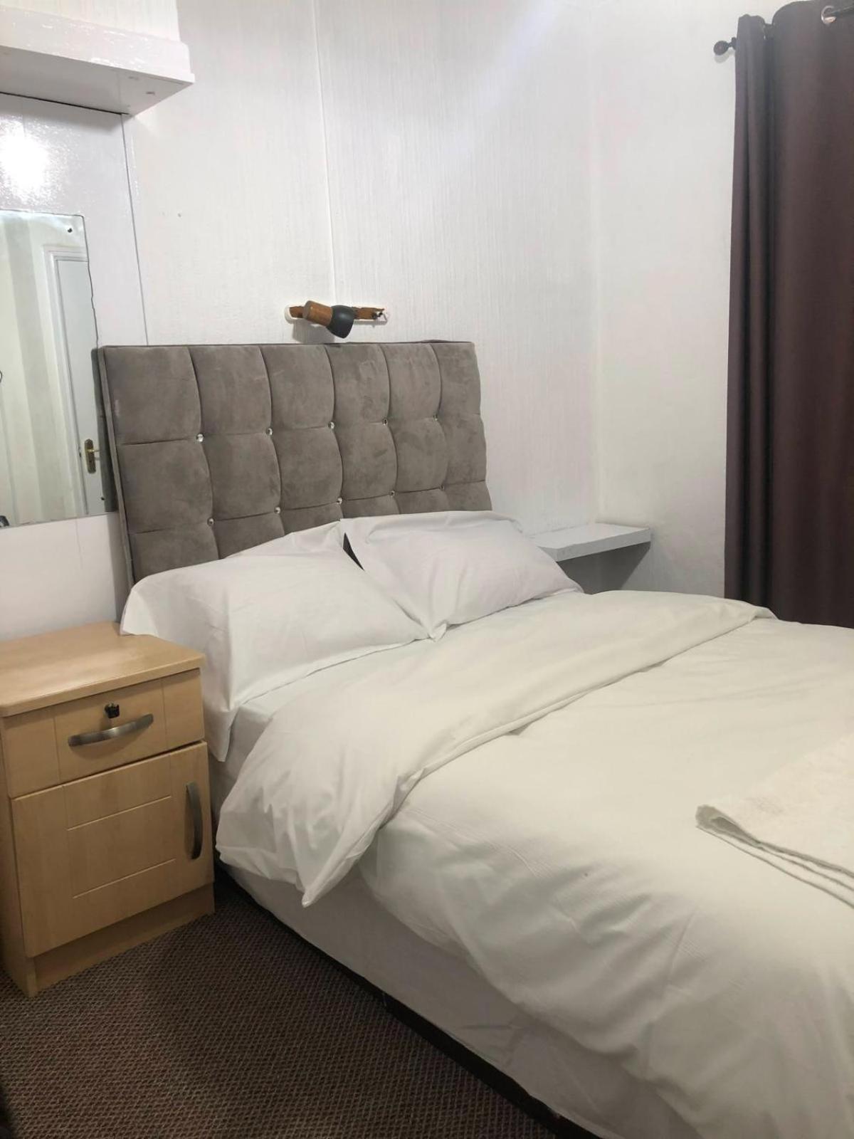 Saji Hotel Ilford Zewnętrze zdjęcie